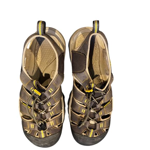 KEEN Big Kids Size 1 Newport H2 Sandal - Picture 1 of 7